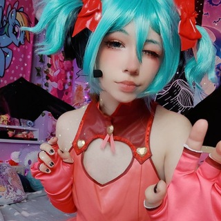 Milkyray and other femboys