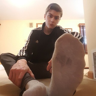 Twink feet
