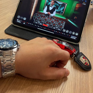 Live LA FÁBRICA DE CASH