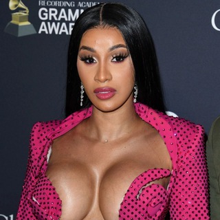 Cardi B ass and nudes 🔞