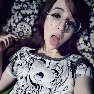 San Chan Claudia Unofficial