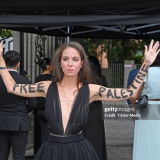 NINA MALEIKA OFFIZIELL