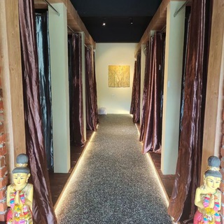 68 Thai Massage