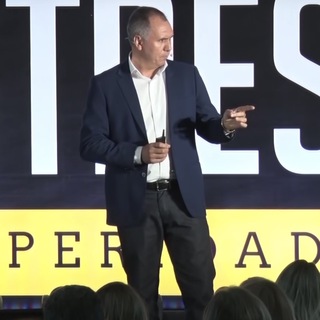 Canal Marcos Trombetta