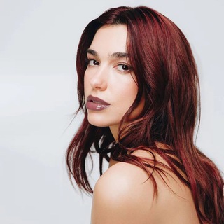 Dua Lipa✓