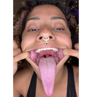 Long Tongue Girls