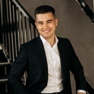 Александр Лазарев