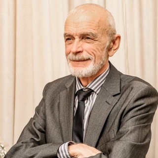 Евгений Аристович