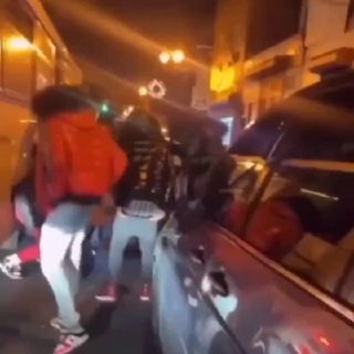 Hood Fights🏚️💥