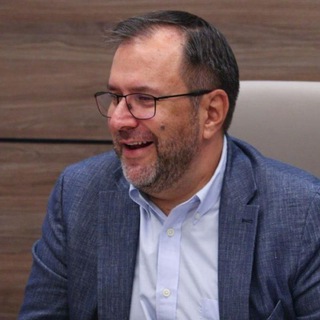 Yván Gil Pinto